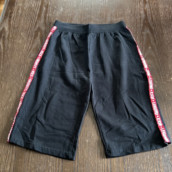 Boys 2 Piece Shorts Set - Picture 7 of 7